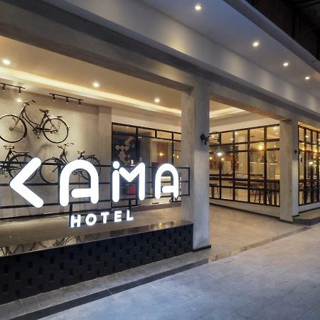 Kama Hotel Medan Esterno foto