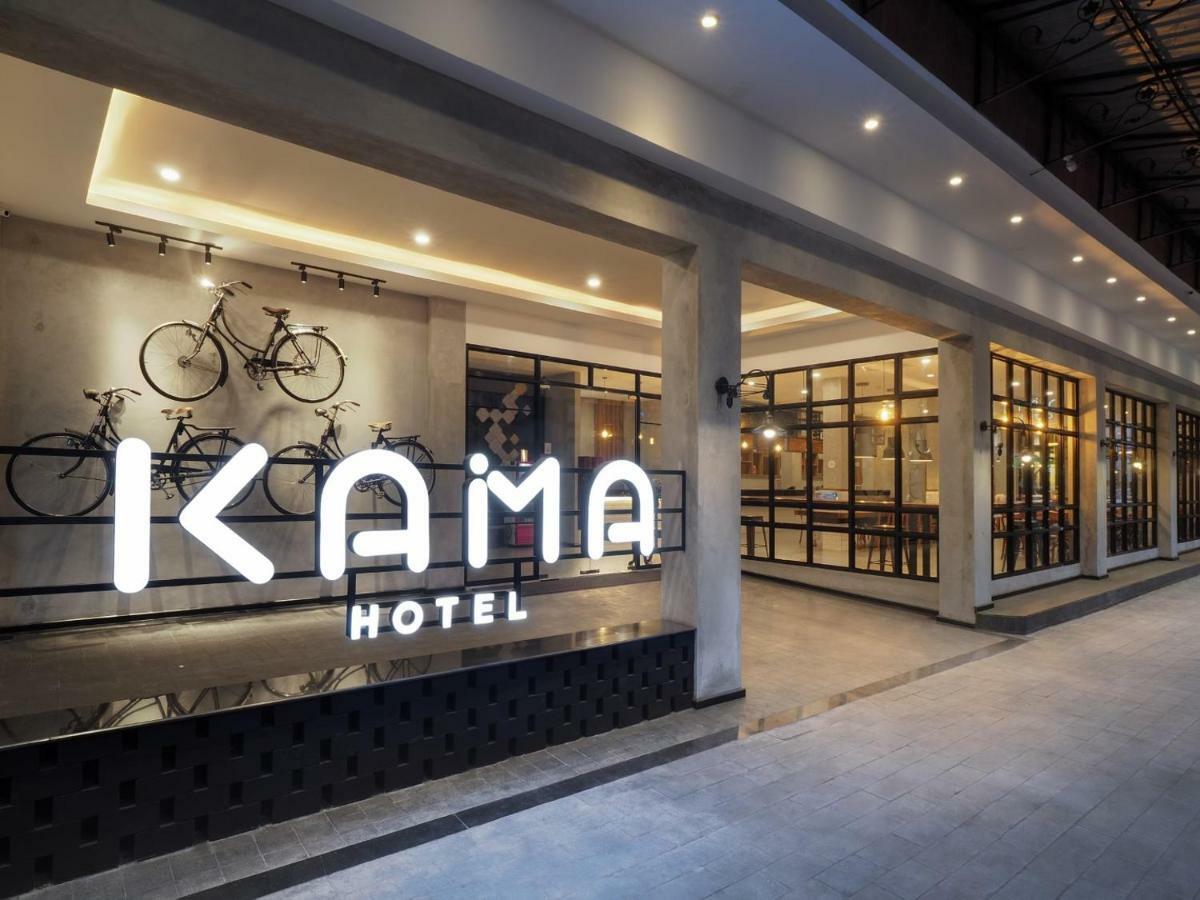 Kama Hotel Medan Esterno foto